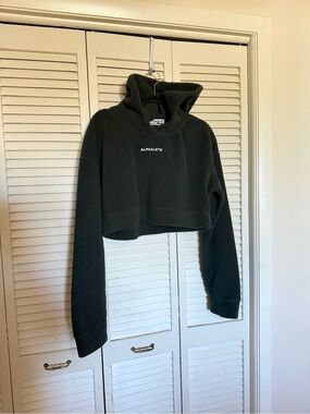 Alphalete Forrest Green Cropped Sherpa Pullover